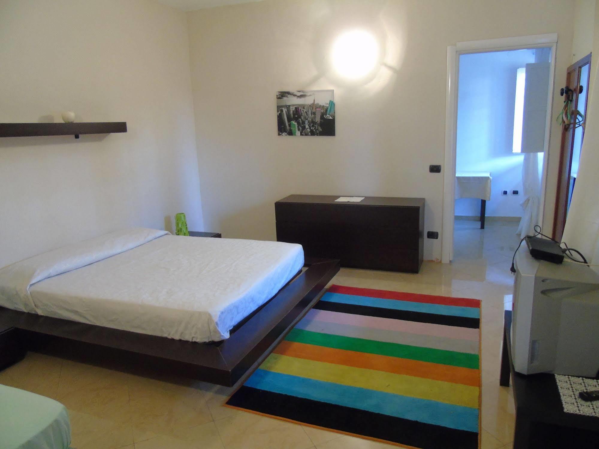 Hotel Rainbow Arma di Taggia Extérieur photo