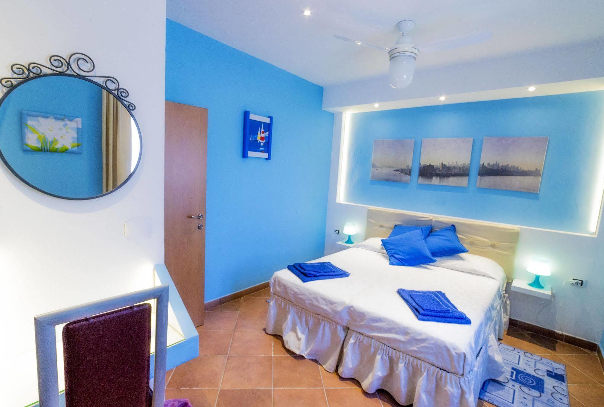 Hotel Rainbow Arma di Taggia Extérieur photo